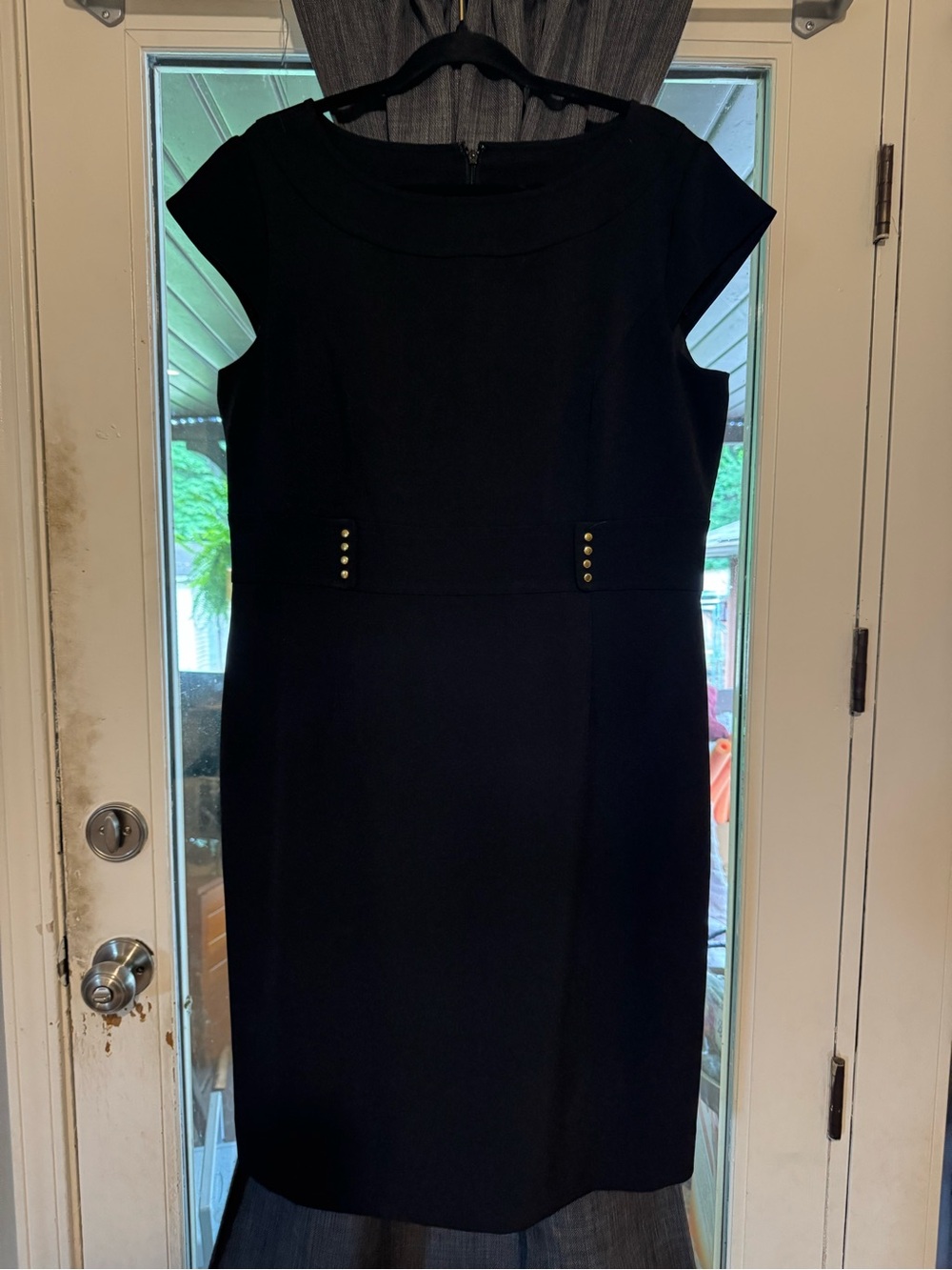 Classic Black Cap-Sleeve Midi Sheath Dress with Button Detail